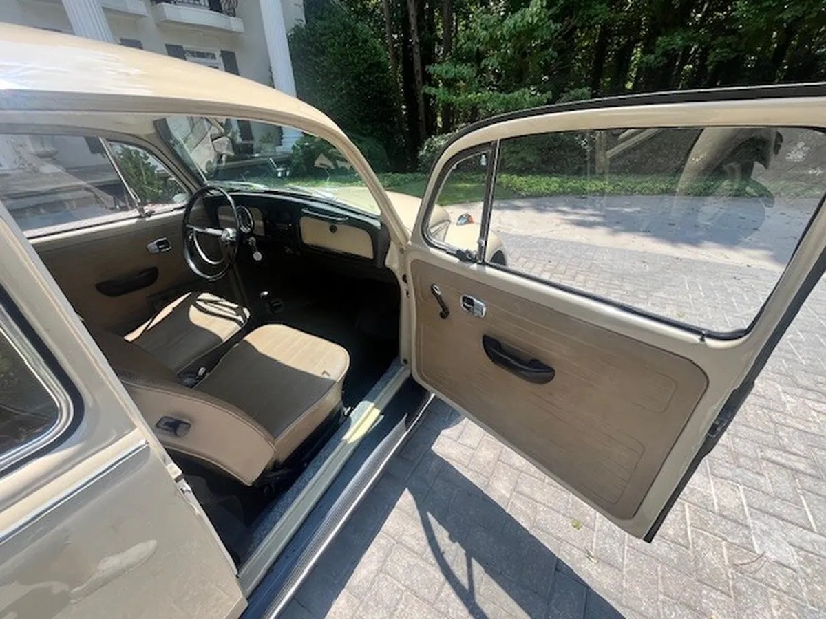 Volkswagen-Beetle-1968-1