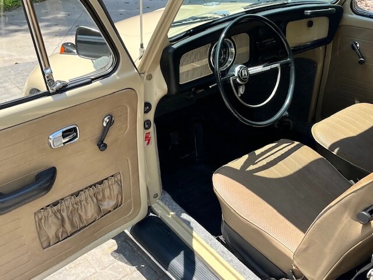 Volkswagen-Beetle-1968-8
