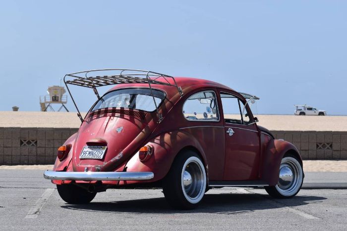 Volkswagen-Beetle-1969-Red-9