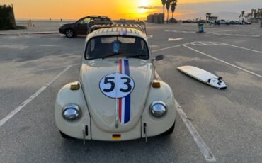 Volkswagen-Beetle-1970-Sahara-Beige-Black-10
