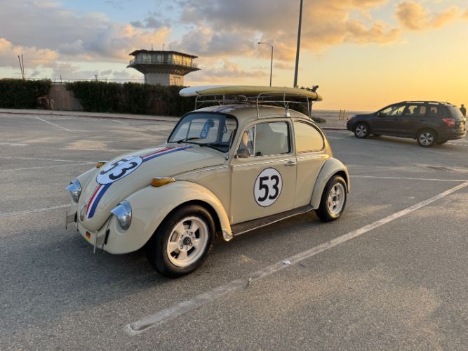 Volkswagen-Beetle-1970-Sahara-Beige-Black-2