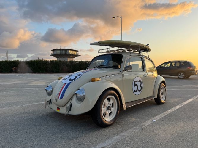 Volkswagen-Beetle-1970-Sahara-Beige-Black-3