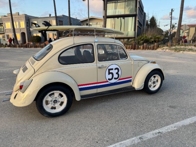 Volkswagen-Beetle-1970-Sahara-Beige-Black-5