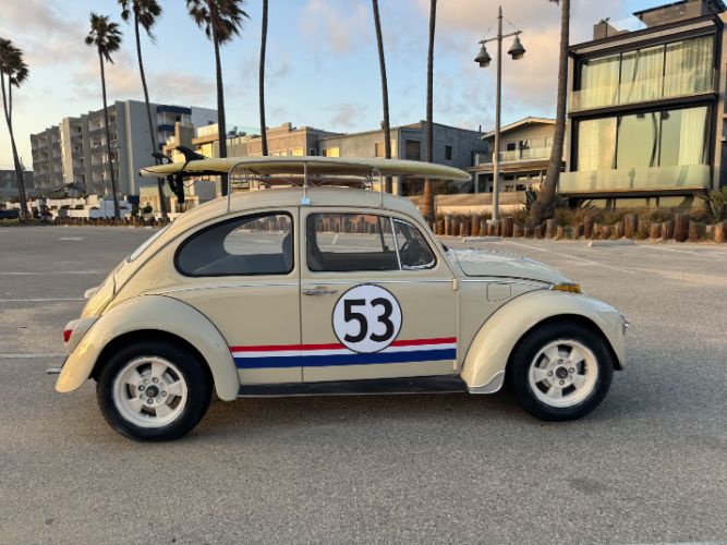 Volkswagen-Beetle-1970-Sahara-Beige-Black