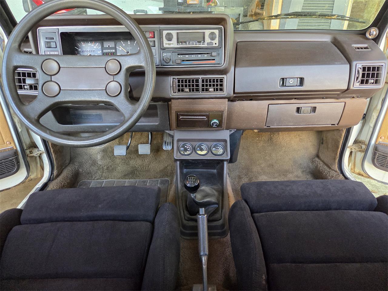 Volkswagen-Jetta-1982-White-Tan-18