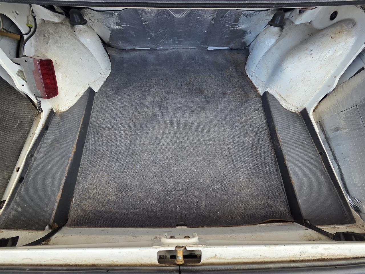 Volkswagen-Jetta-1982-White-Tan-29