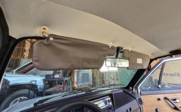 Volkswagen-Jetta-1982-White-Tan-4