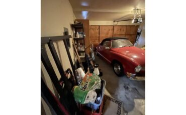 Volkswagen-Karmann-ghia-1974-Red-Black-5
