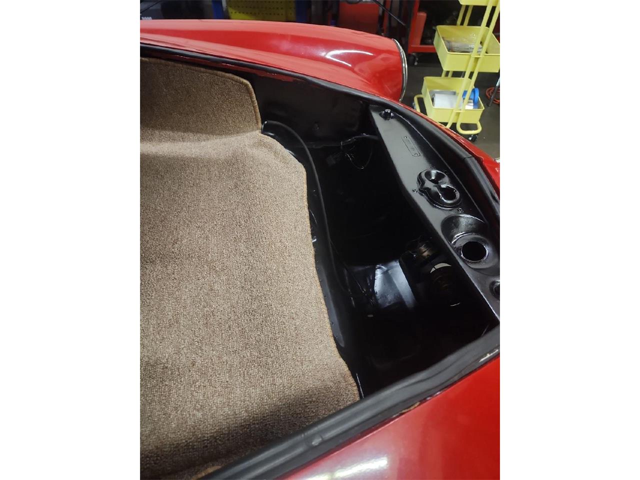 Volkswagen-Karmann-ghia-1974-Red-Black