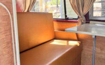 Volkswagen-Kombi-1971-7