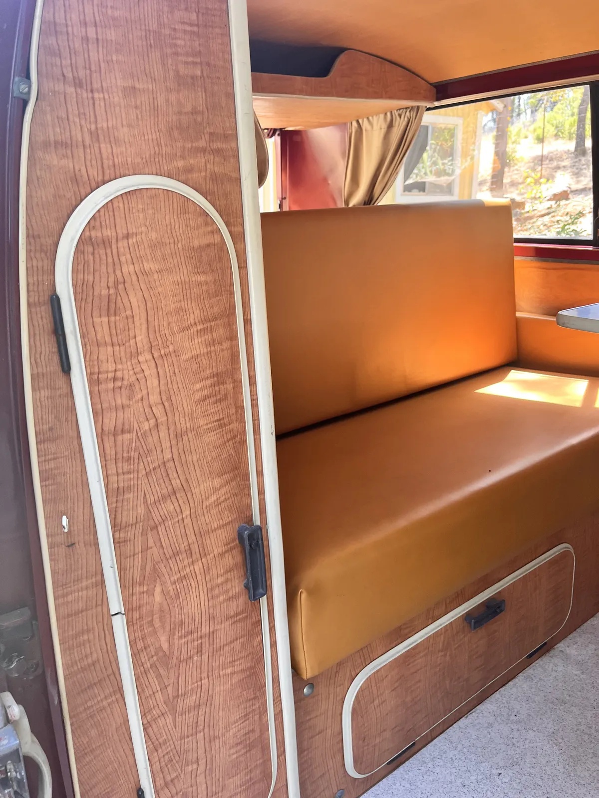 Volkswagen-Kombi-1971-9