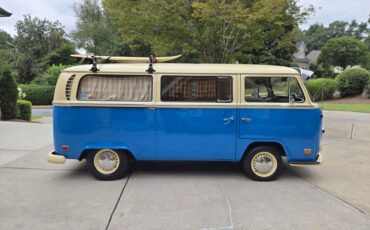 Volkswagen-Kombi-1971-Blue-Tan