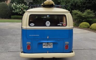 Volkswagen-Kombi-1971-Blue-Tan-7