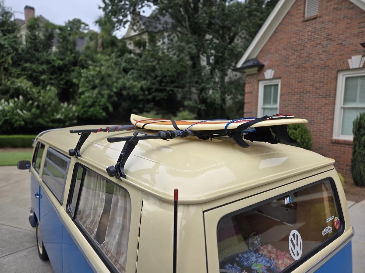 Volkswagen-Kombi-1971-Blue-Tan-9