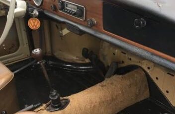 Volkswagen-Other-1967-Yellow-Tan-4