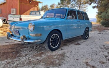 Volkswagen-Squareback-1971-Blue