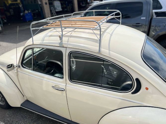 Volkswagen-Super-beetle-1972-1