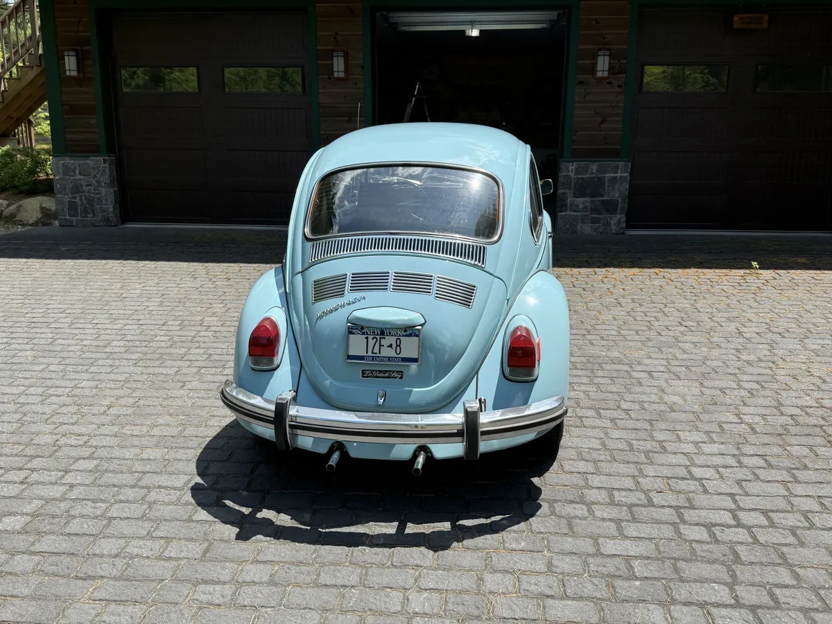 Volkswagen-Super-beetle-1972-Blue-Blue-1