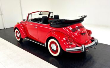 Volkswagen-Super-beetle-1972-Kansas-Red-Black-12