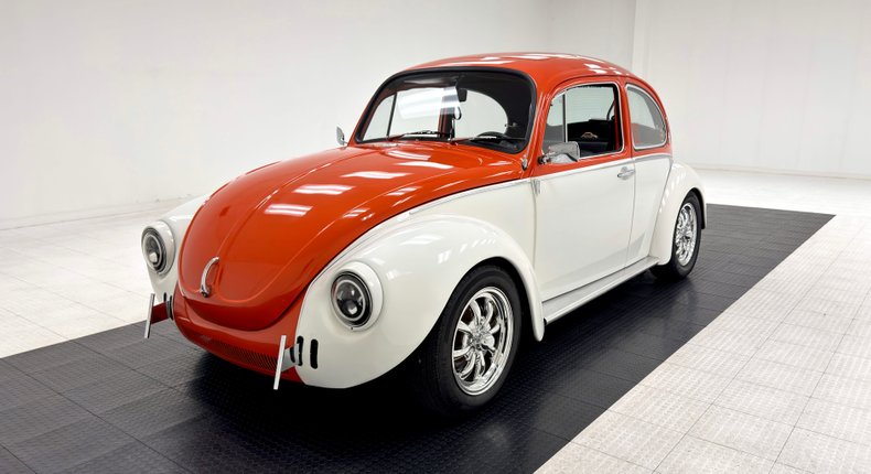 Volkswagen-Super-beetle-1972-Orange-Gray-22