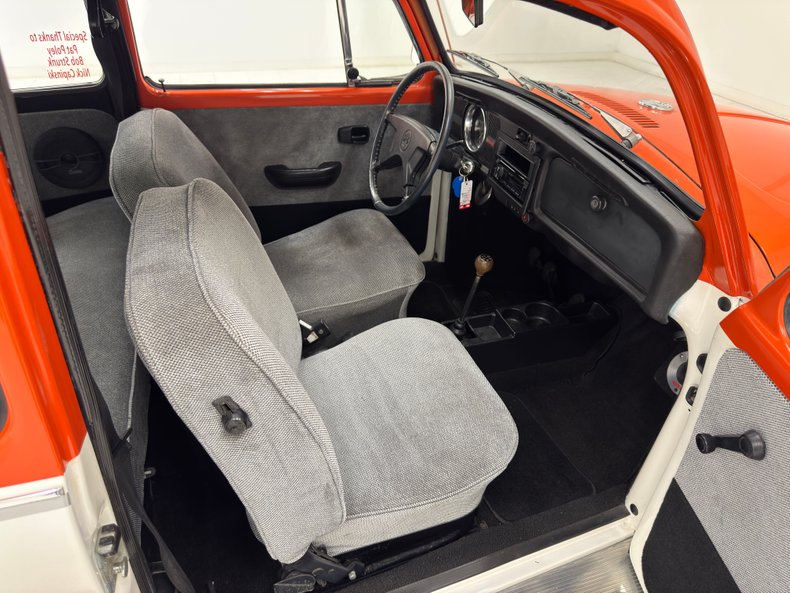 Volkswagen-Super-beetle-1972-Orange-Gray-34
