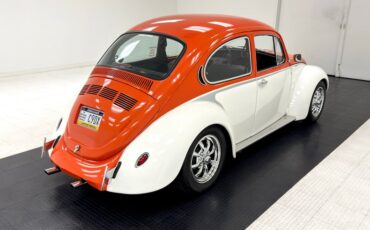 Volkswagen-Super-beetle-1972-Orange-Gray-9