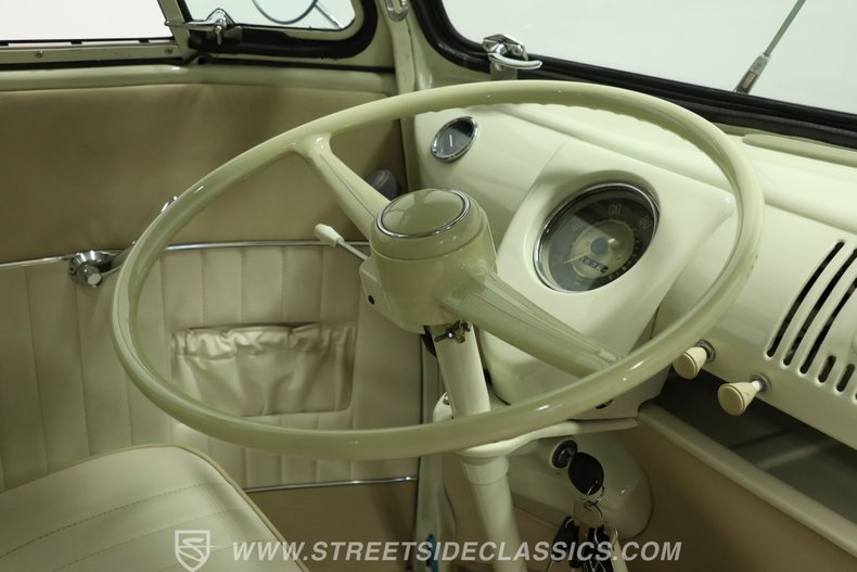 Volkswagen-Type-2-1964-GreenWhite-GreenWhite-46