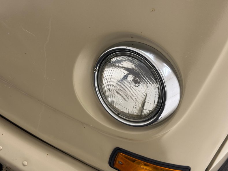 Volkswagen-Type-2-1969-Savannah-Beige-Brown-15