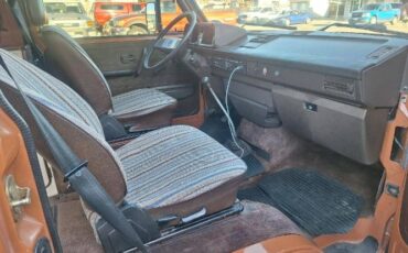 Volkswagen-Vanagon-1983-6