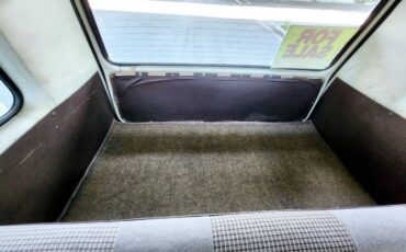 Volkswagen-Vanagon-1984-White-1