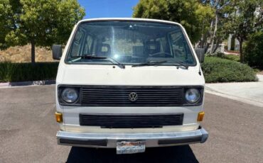Volkswagen-Vanagon-1984-White-15