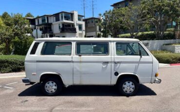 Volkswagen-Vanagon-1984-White-16