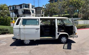 Volkswagen-Vanagon-1984-White-18