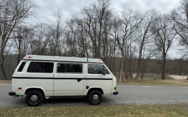 Volkswagen-Vanagon-1984-White-With-Black-Stripe-Joker-Seats-Tan-Interior-Bed-1
