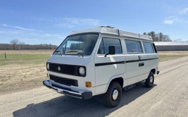 Volkswagen-Vanagon-1984-White-With-Black-Stripe-Joker-Seats-Tan-Interior-Bed-6