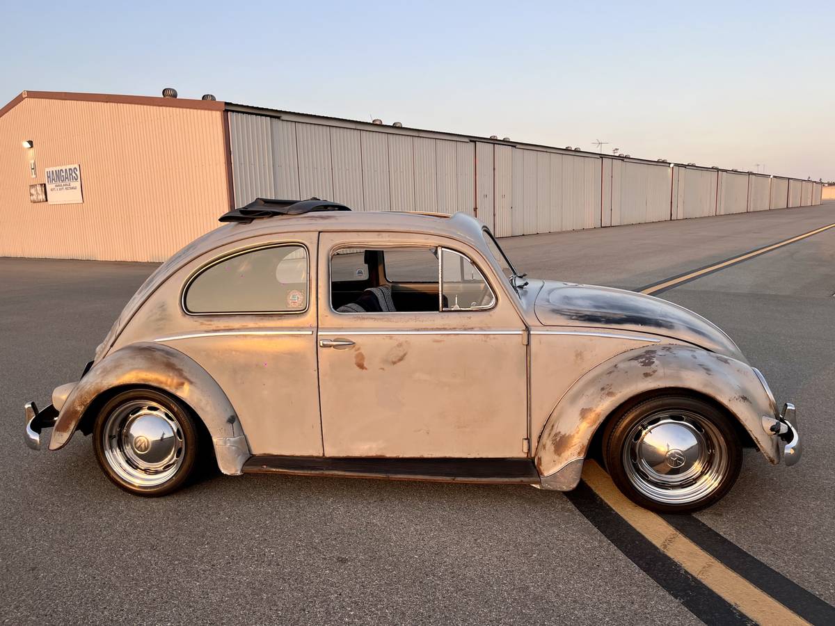 Volkswagen-beetle-1957-2
