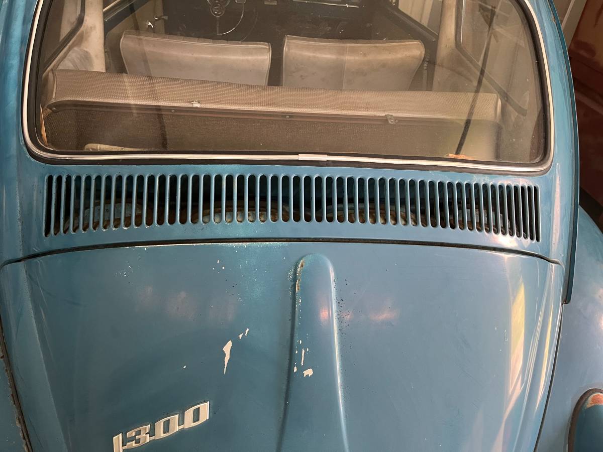 Volkswagen-beetle-1966-7