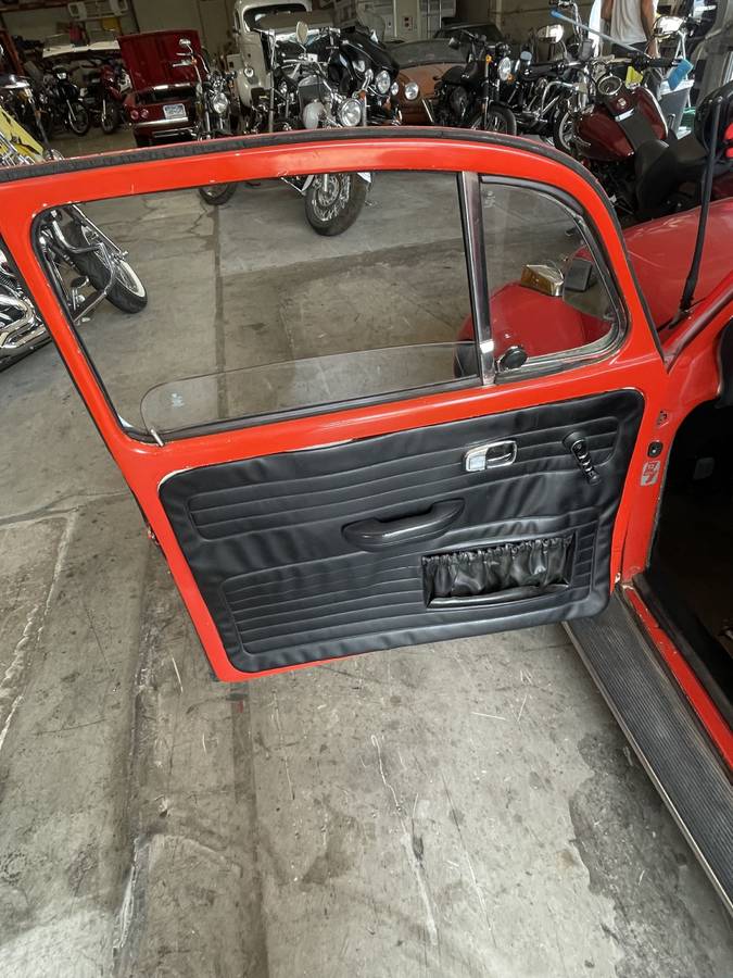Volkswagen-beetle-1968-4