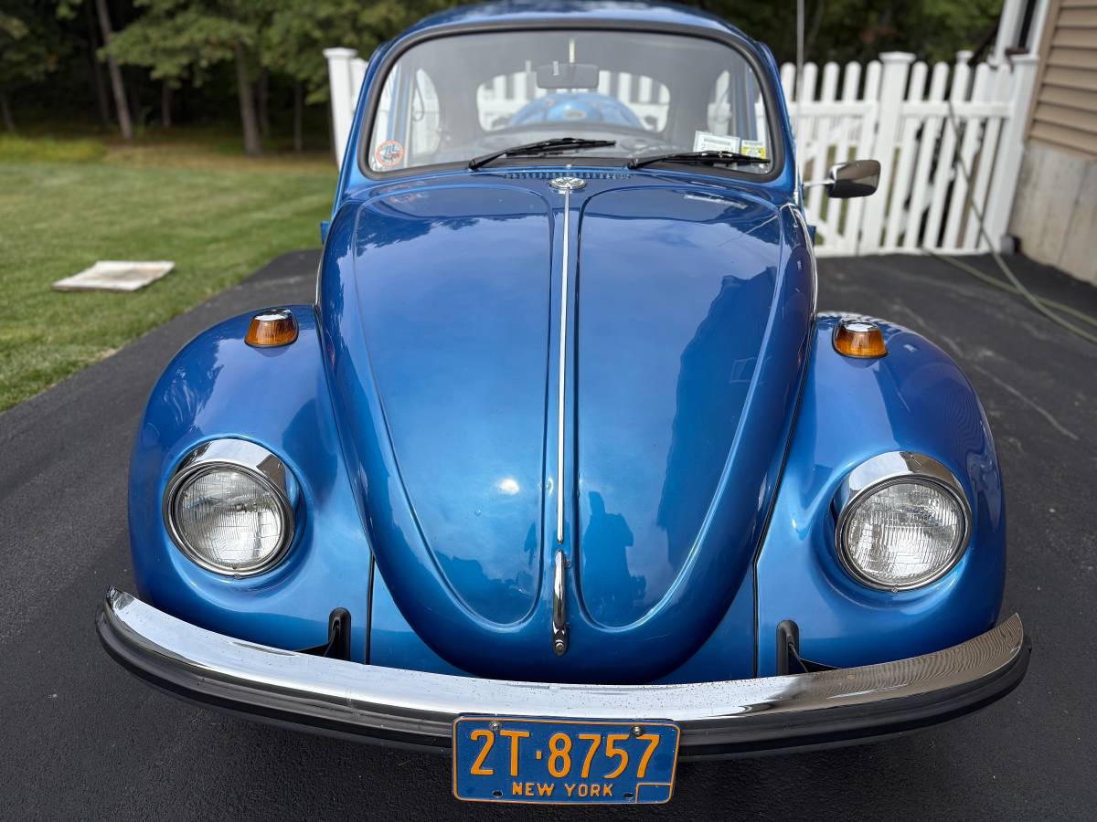 Volkswagen-beetle-1968-blue
