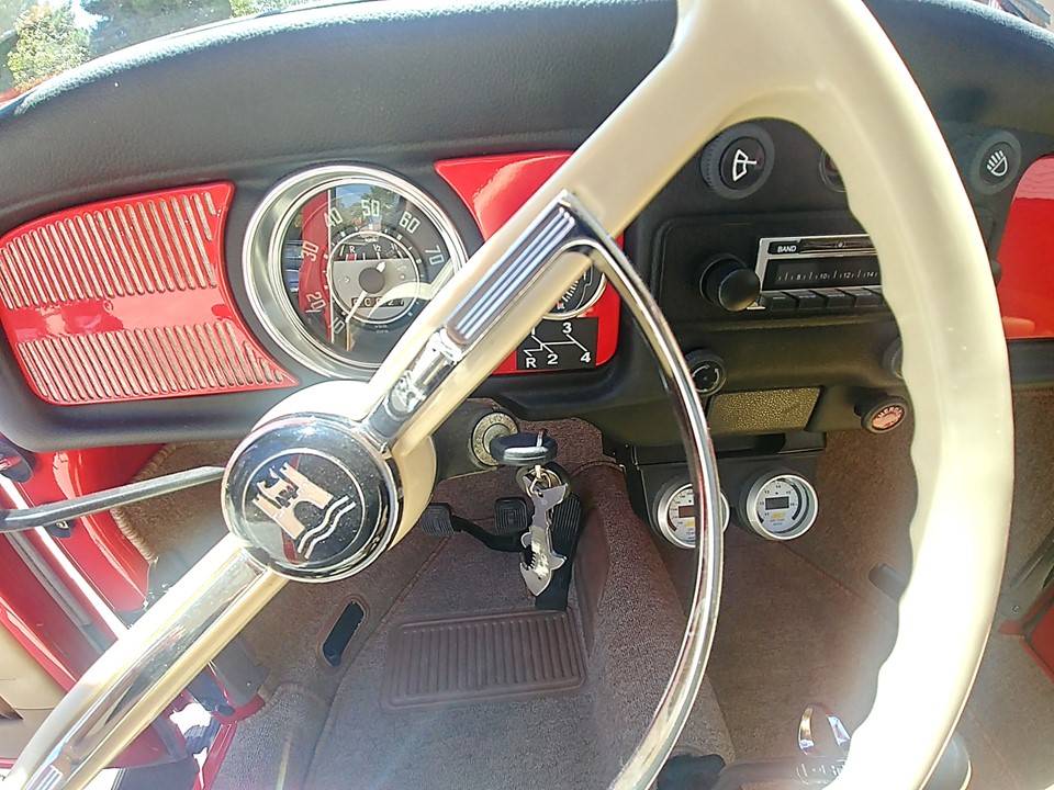 Volkswagen-beetle-1968-custom-10