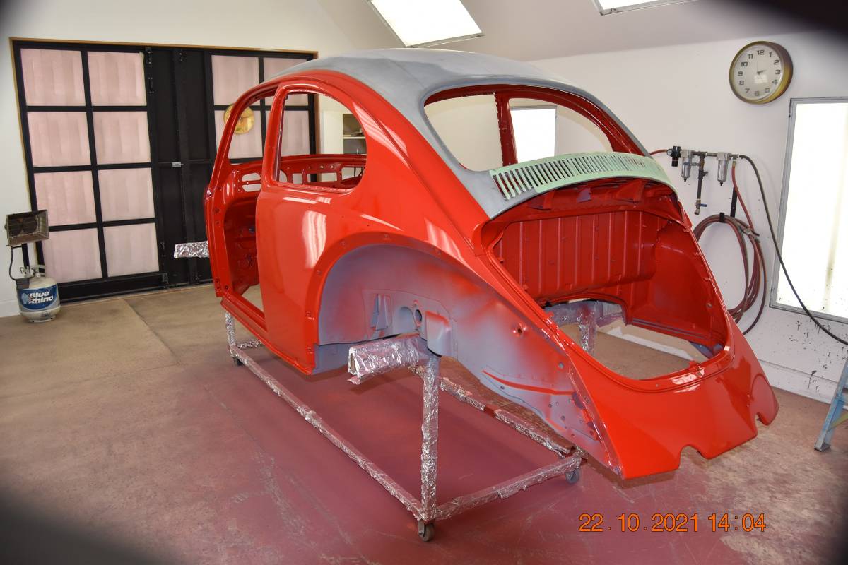 Volkswagen-beetle-1968-custom-17