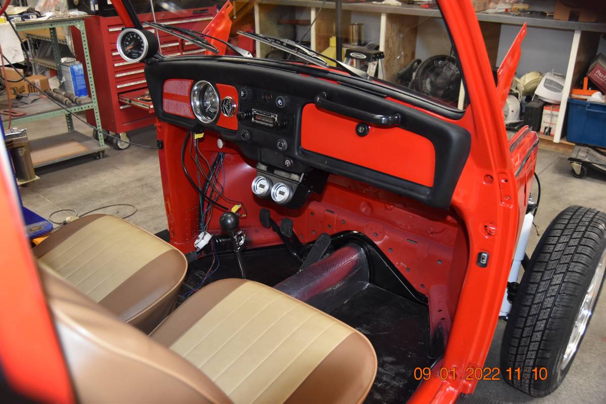 Volkswagen-beetle-1968-custom-20