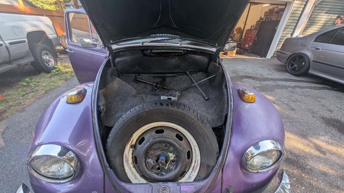 Volkswagen-beetle-1968-purple-7