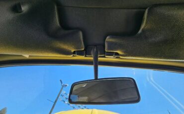 Volkswagen-beetle-1968-yellow-14