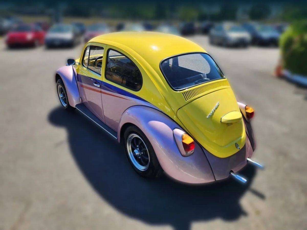 Volkswagen-beetle-1968-yellow-23