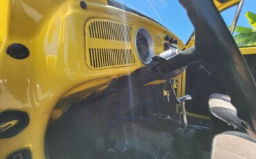Volkswagen-beetle-1968-yellow-39