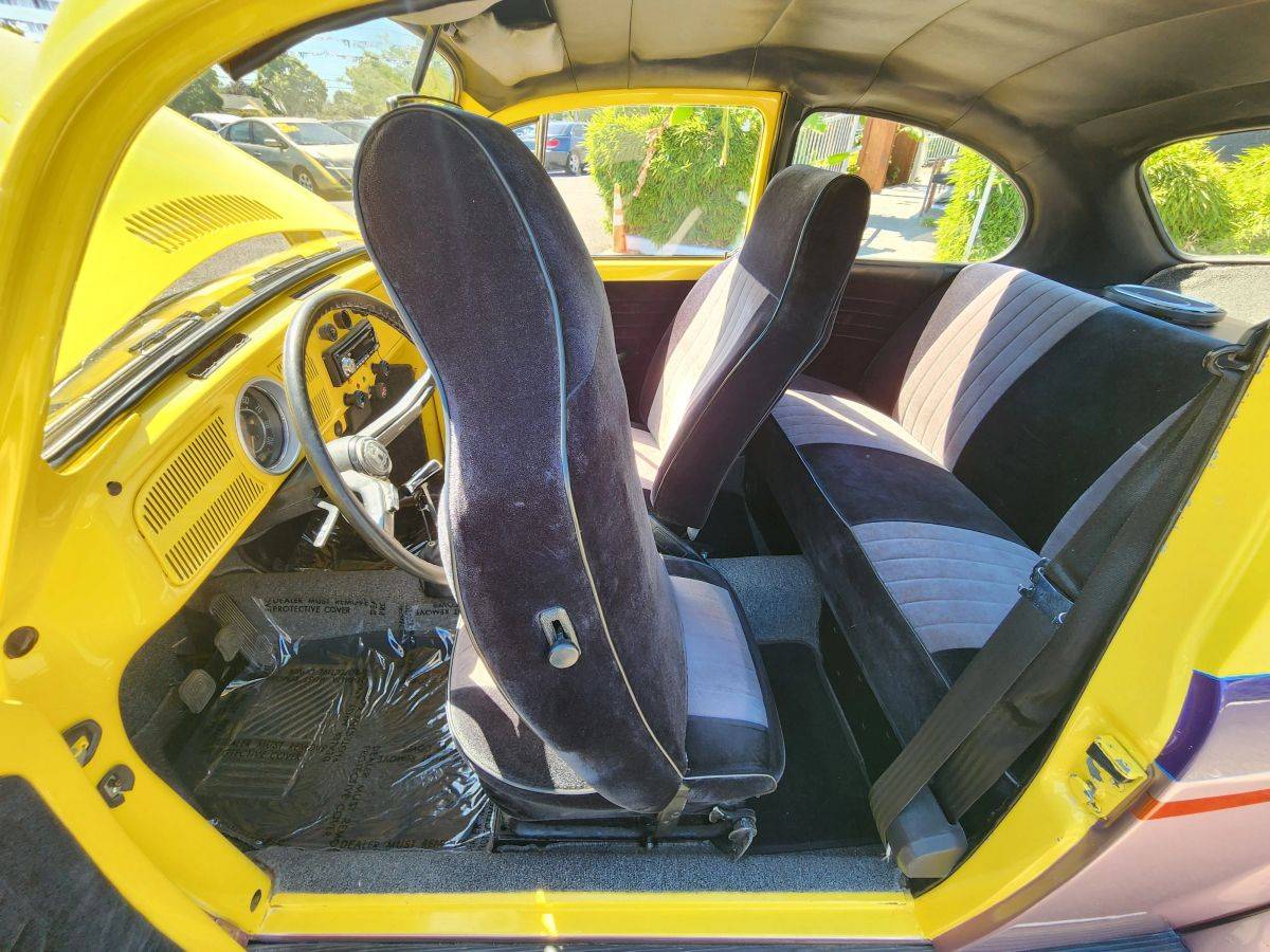 Volkswagen-beetle-1968-yellow-42