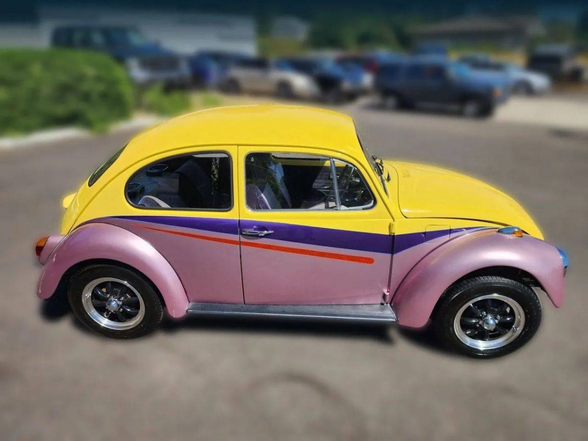Volkswagen-beetle-1968-yellow-47