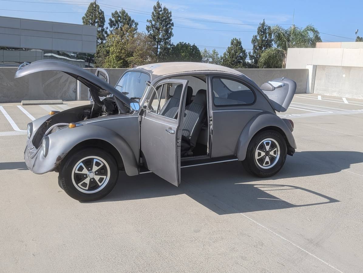 Volkswagen-beetle-1969-1