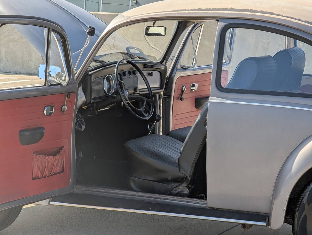 Volkswagen-beetle-1969-2